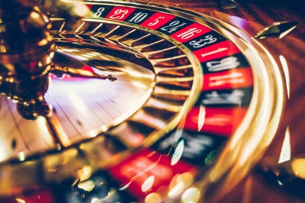 Detailed slot spin record showing reel state, bonus trigger, and cascade payouts
